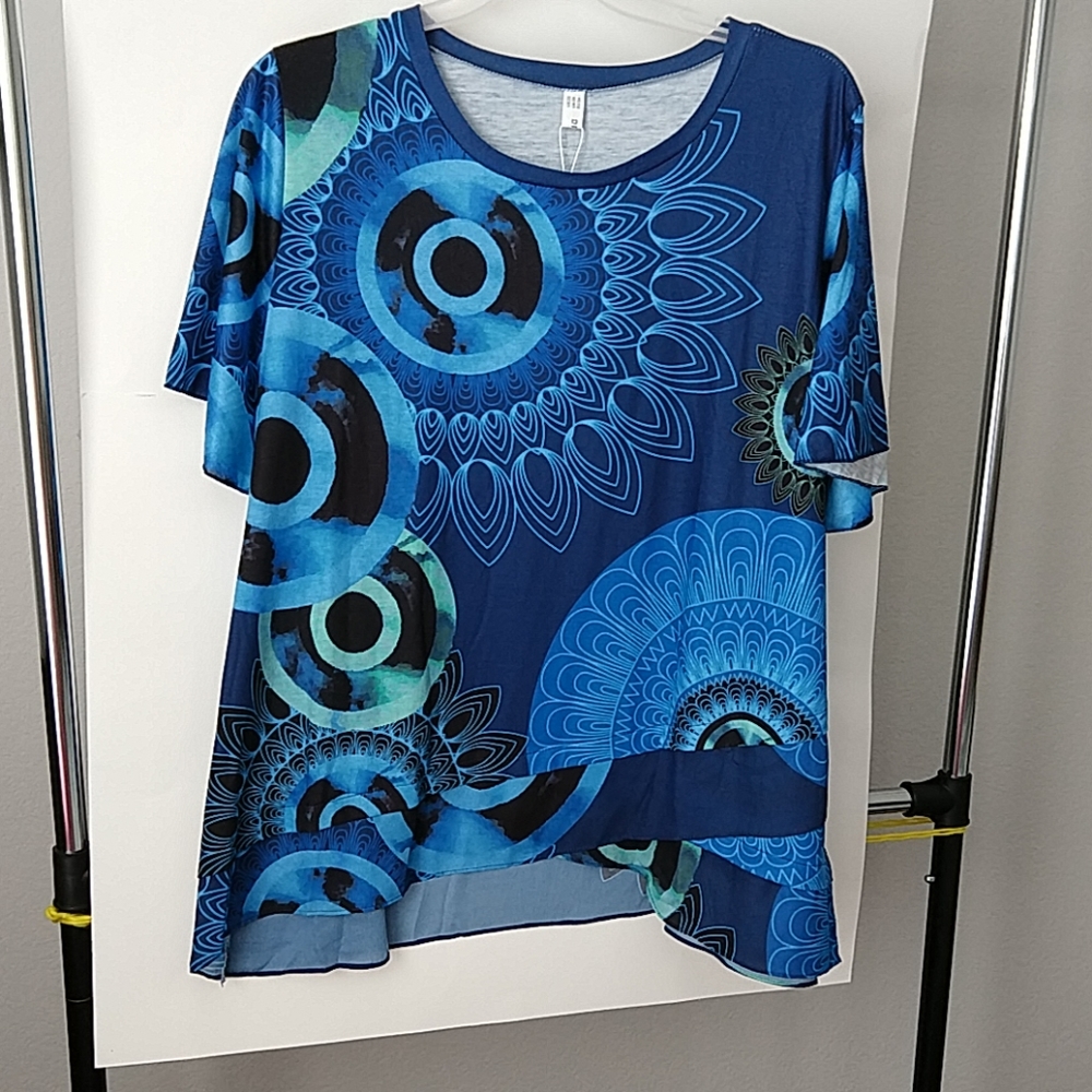 Nextmia blue circles pattern top size 22